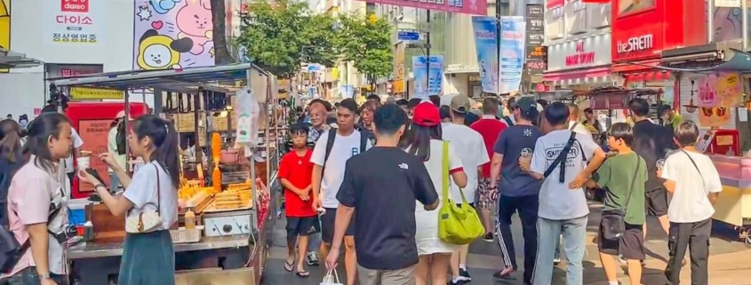 外国人観光客で賑わうソウル・明洞(撮影=筆者)